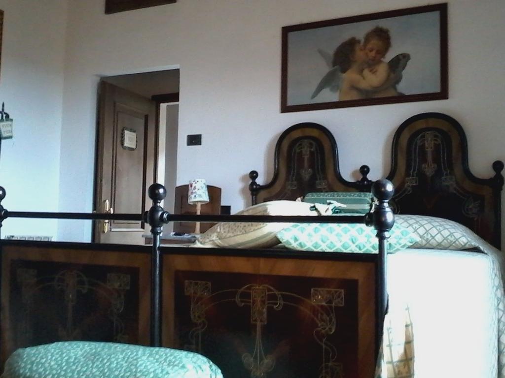 Cisterna Nel Borgo Hotel Castiglione dʼOrcia Kamer foto